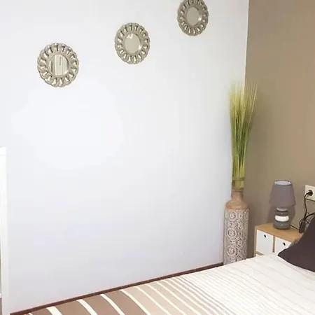 Apartment Bright In With Sea View *